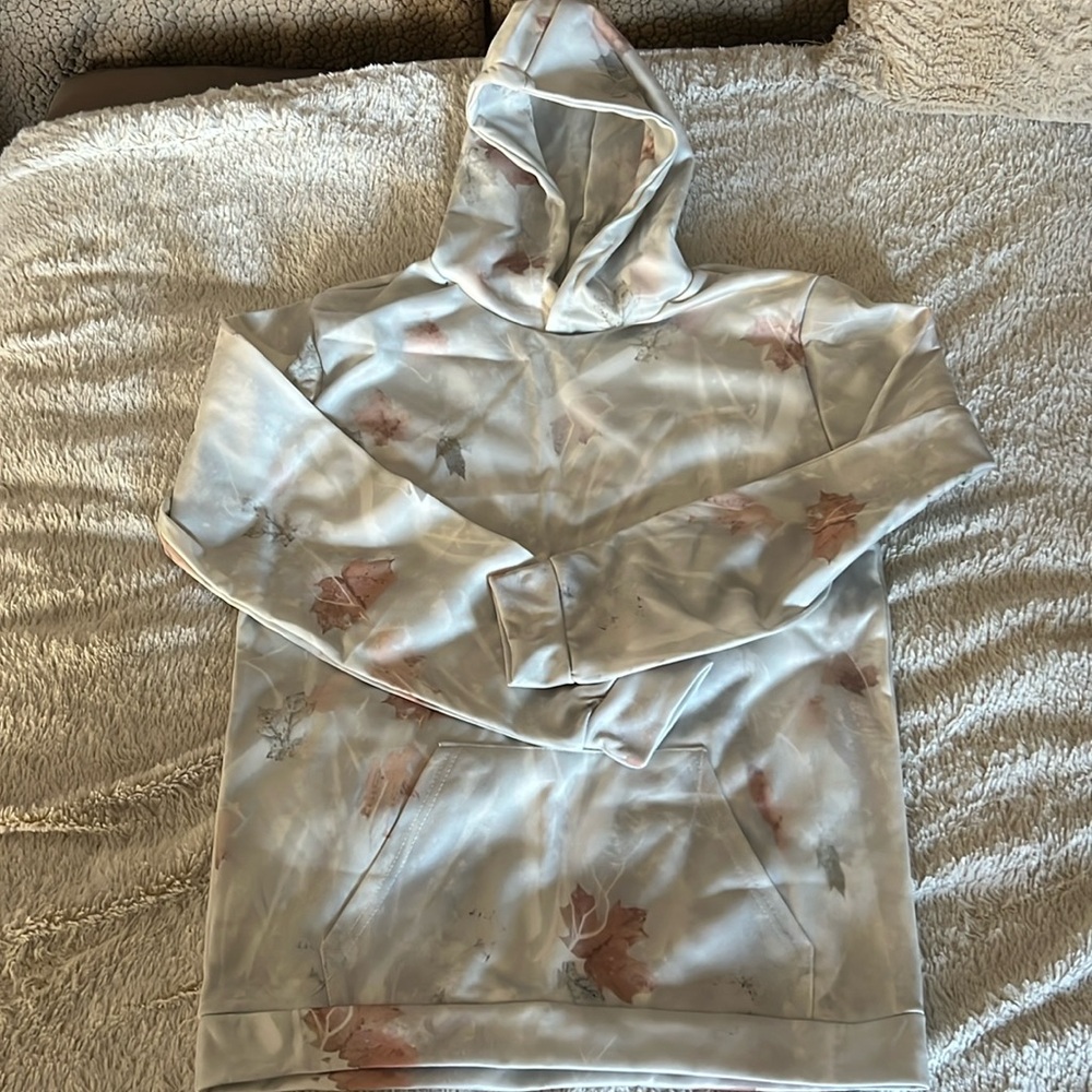 Camo sweatshirt